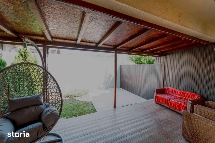 Casă cu 4 camere cu Teren 250 Mp în Palazu Mare