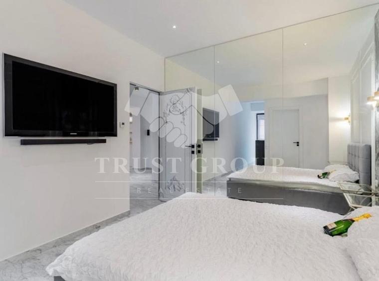 Apartament cu 3 camere semidecomandat, mobilat în Șoseaua Nordului