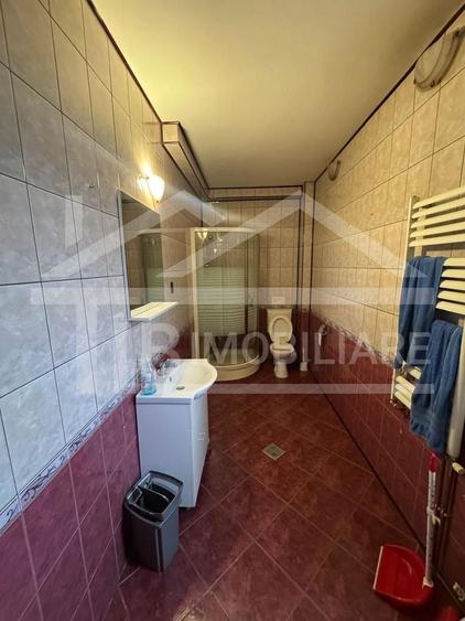 Vila cu 6 camere, 420mp,  teren 720mp, parcari, Zona Shopping City - 26