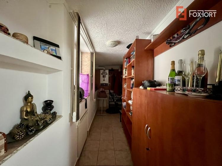 Casă individuală cu 4 camere cu Canalizare în Girocului
