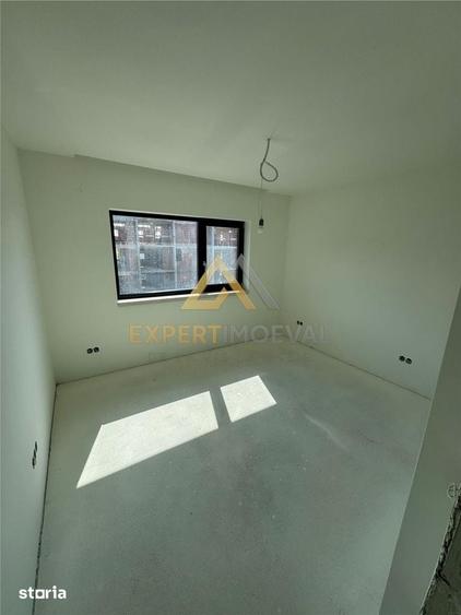 Casă cu 4 camere cu Teren 360 Mp în Valea Borcutului