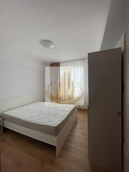 Apartament cu 3 camere, mobilat în Central