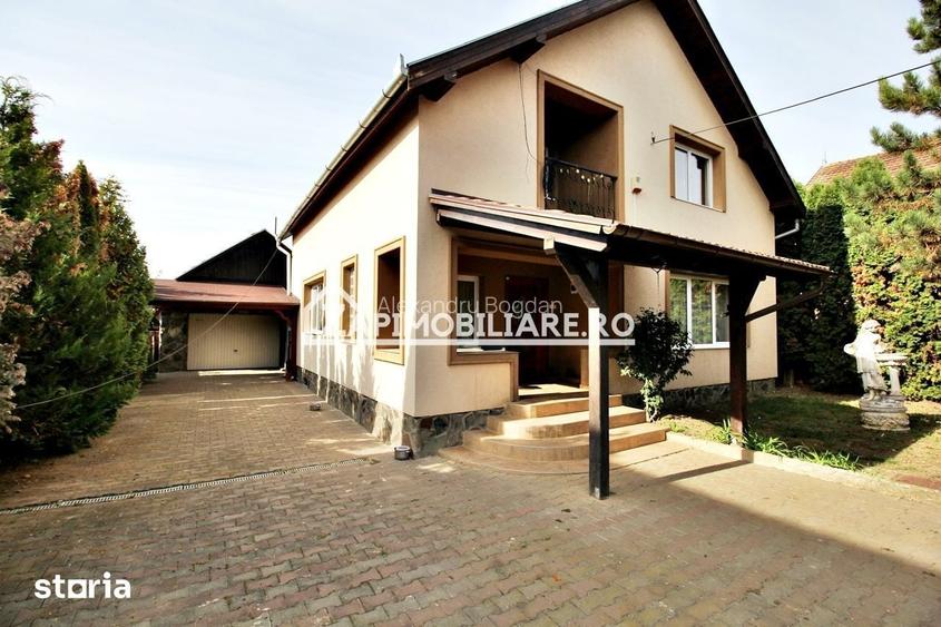 Casa 4 camere,2 bai,1 garaj,150mp,688 mp teren, 0% comision