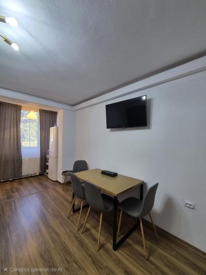 Garsonieră decomandată în Central