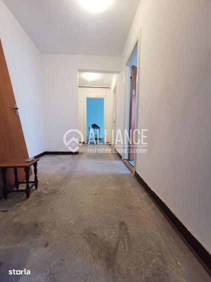 Apartament cu 3 camere decomandat în Tomis Nord