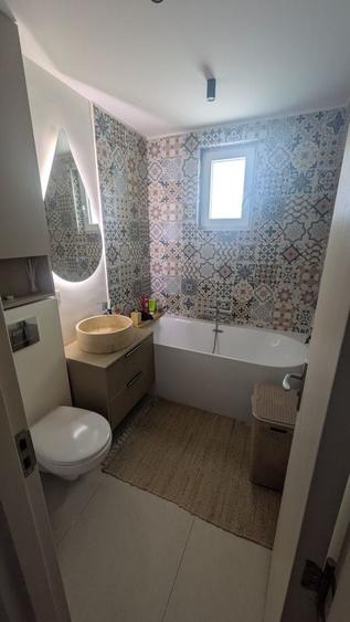 Apartament cu 2 camere semidecomandat în Micro 16