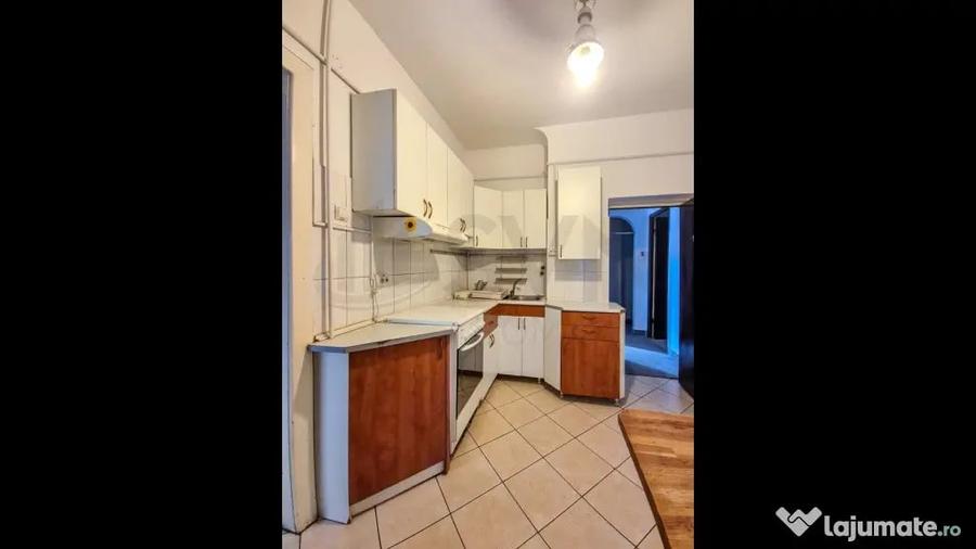 Spațiu comercial, de 170 mp, în Central