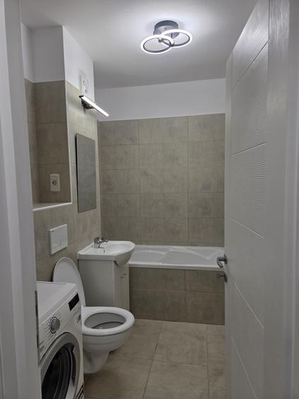 Apartament cu 2 camere semidecomandat în Sânpetru