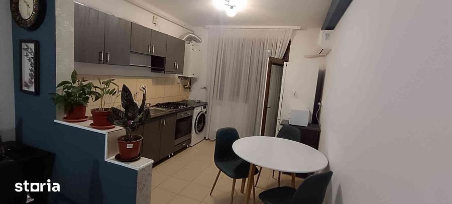 Apartament cu 2 camere semidecomandat în Florești