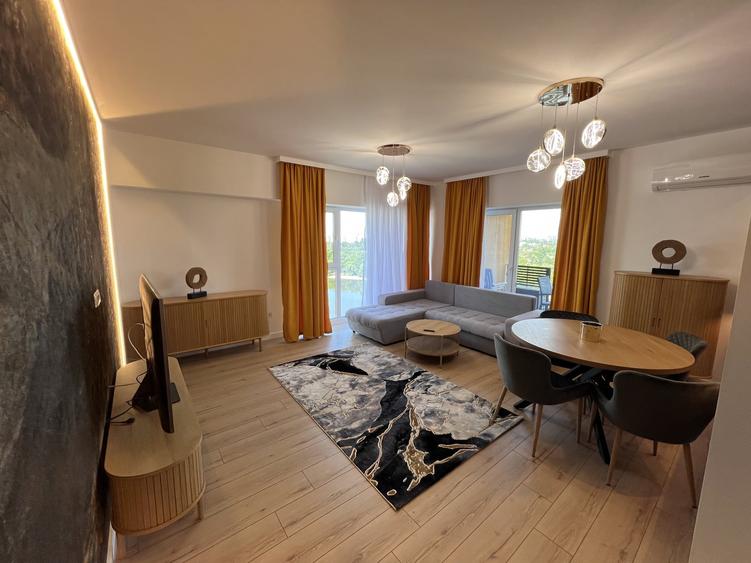 Apartament cu 3 camere decomandat, mobilat în Colentina