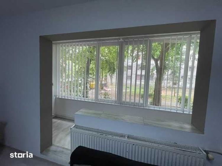 Proprietar doua camere Gheorghe Lazar - 1
