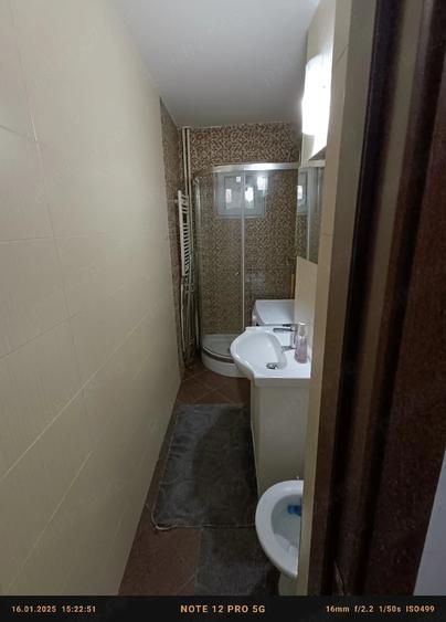 Apartament cu 2 camere semidecomandat în Republicii