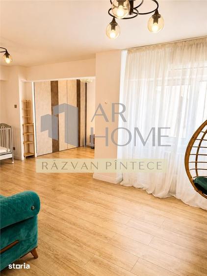 Apartament cu 3 camere decomandat, mobilat în Republicii