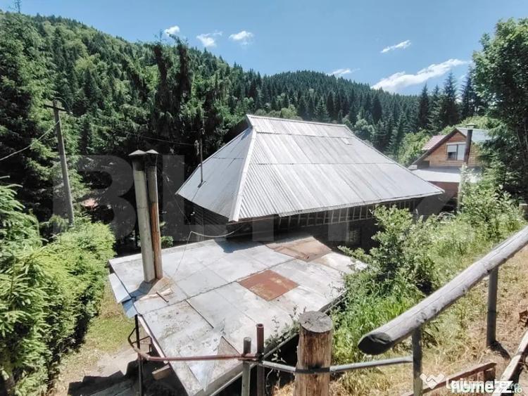Casă cu 5 camere cu Teren 175 Mp în Lunca