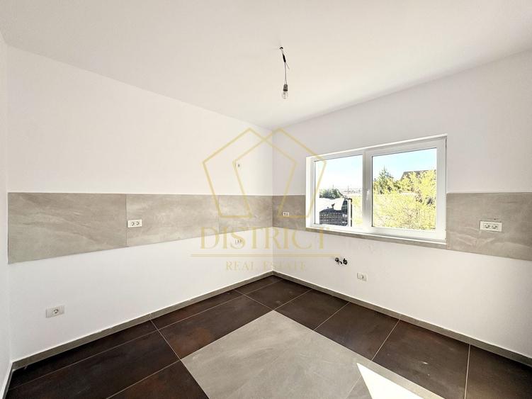 Duplex cu 4 camere cu Canalizare în Moșnița Veche
