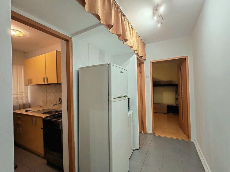 Apartament cu 2 camere nedecomandat, mobilat în Girocului