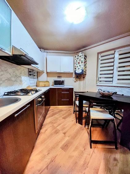 Apartament cu 3 camere decomandat în Lidia
