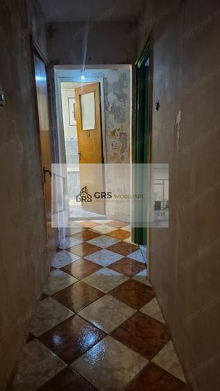 Apartament cu 3 camere decomandat în Fizicienilor