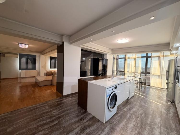 Apartament cu 4 camere decomandat, mobilat în 1 Mai