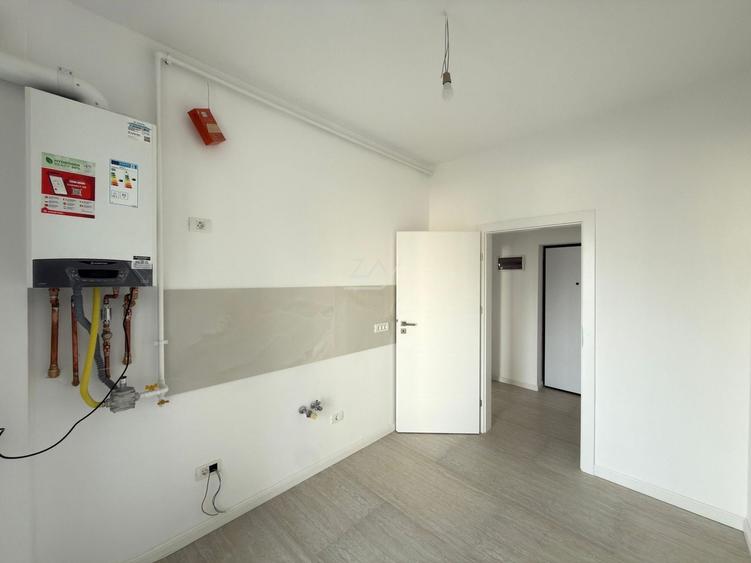 Etaj 1. Decomandat - bucatarie inchisa. Drum asfaltat. Loc de parcare. - 5
