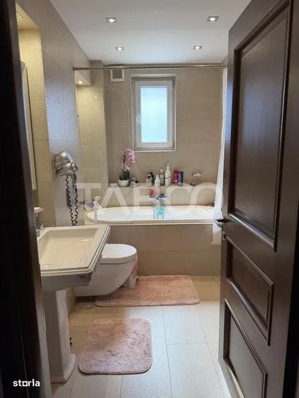Apartament cu 3 camere decomandat în Andrei Mureșanu