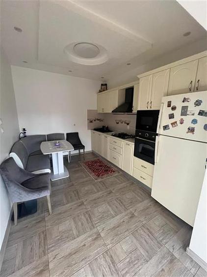 Casă individuală cu 6 camere cu Teren 600 Mp în Smârdan