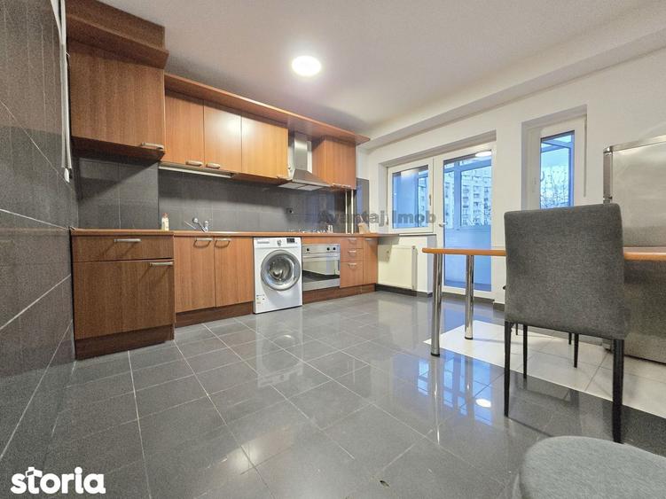 Apartament cu 3 camere, mobilat în Decebal