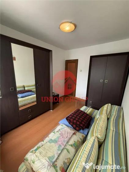 Apartament cu 4 camere decomandat în Inel II