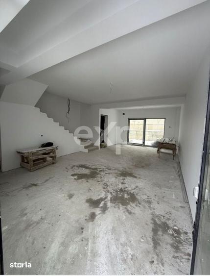 Casă cu 3 camere cu Teren 200 Mp în Moșoaia