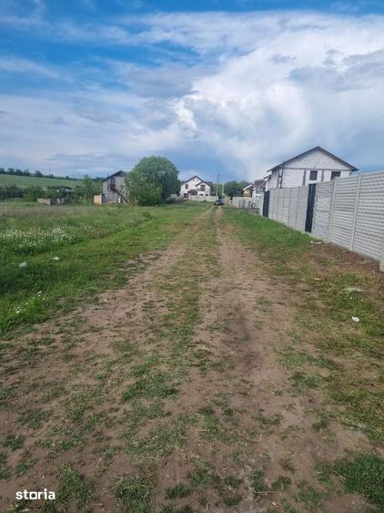 Teren de 372 mp, în Malu Mare