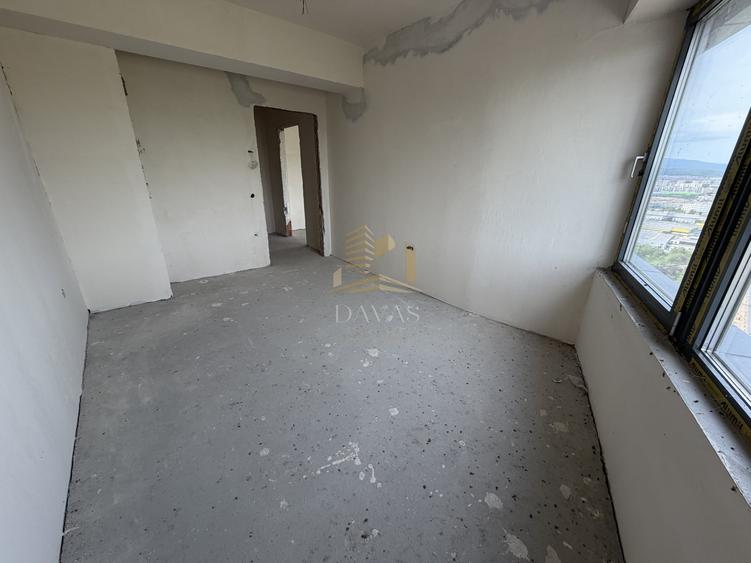 Apartament cu 3 camere semidecomandat în Mănăștur