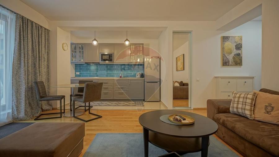 Apartament cu 2 camere semidecomandat, mobilat în Drumul Poienii