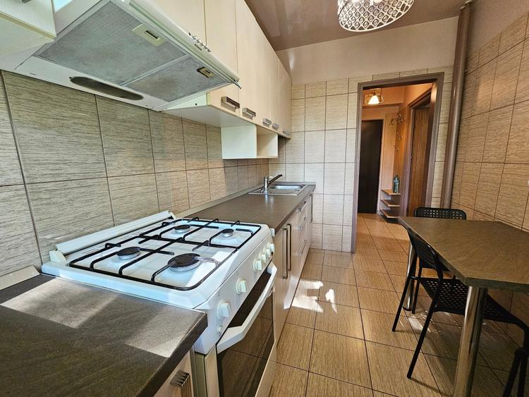 Apartament cu 2 camere semidecomandat în Lacul Tei