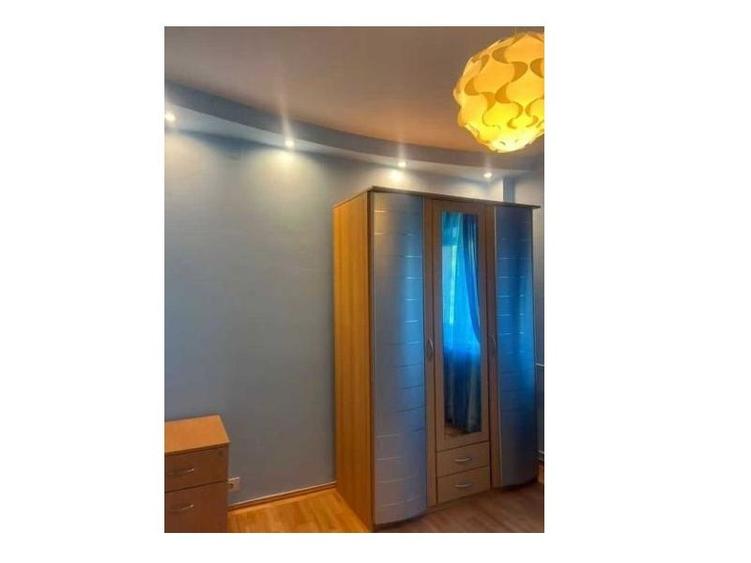 Apartament cu 4 camere decomandat în Vitan