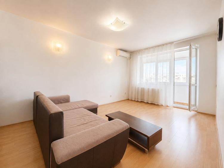 Apartament cu 3 camere decomandat în Iancului