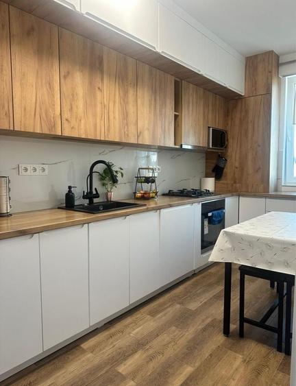 Apartament cu 3 camere în Ampoi 3
