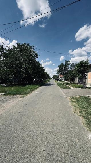 Teren de 1493 mp, în Central