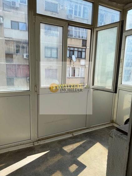 3 camere I Cismigiu  I De renovat I Etaj 4 - 5
