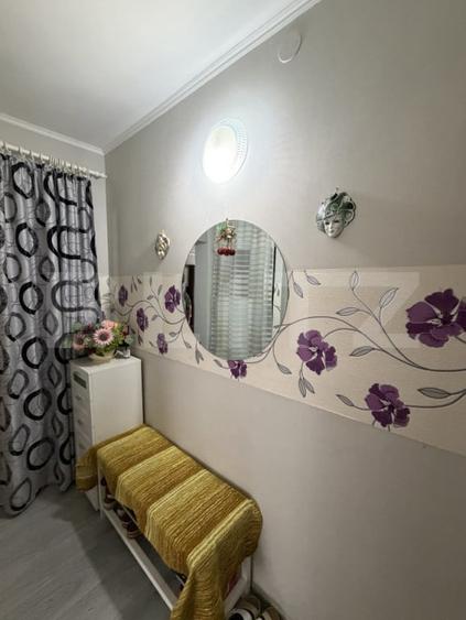 Apartament cu 2 camere semidecomandat în Micro 19