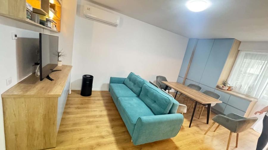 Apartament cu 3 camere decomandat în Ampoi 3