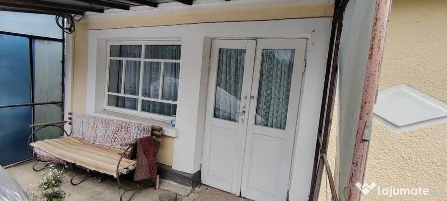 Casa locuibila in oras cu 1000mp teren - 1