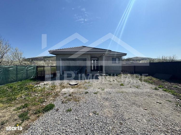 Casă cu 4 camere în Dumbrăvioara