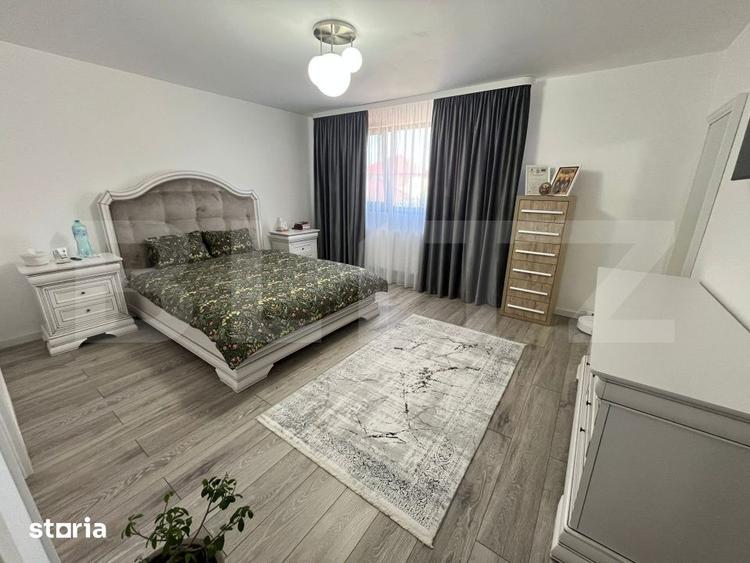 Casă cu 5 camere cu Teren 604 Mp în Răzvad
