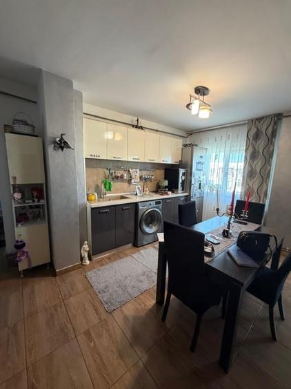 Apartament cu 2 camere decomandat, mobilat în 1 Mai