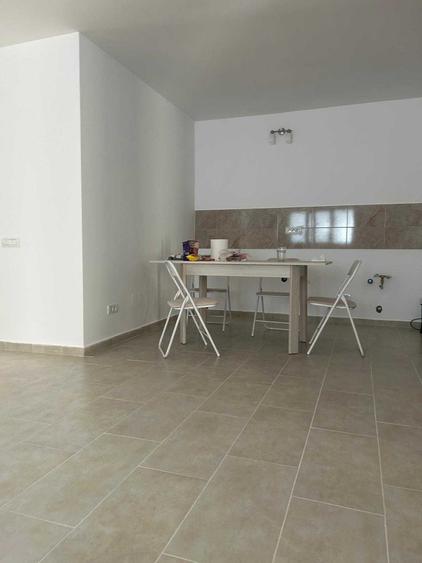 Casă cu 3 camere cu Teren 748 Mp în Unguriu