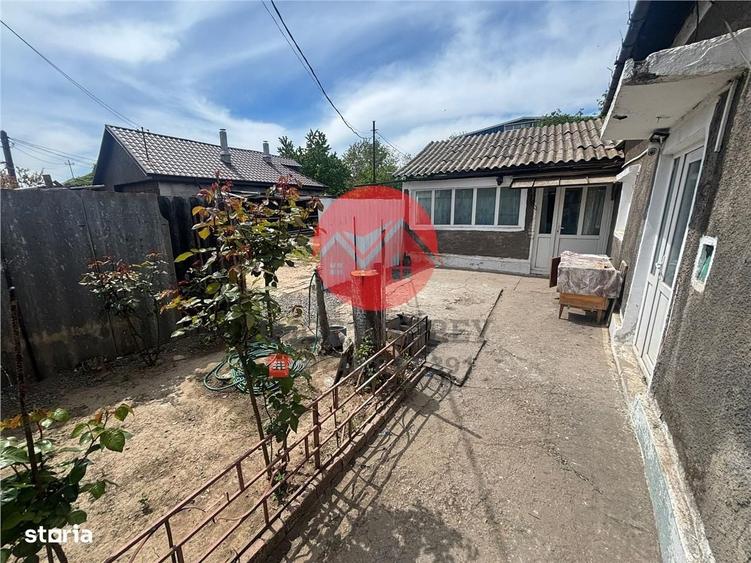 Casă cu 3 camere în Central