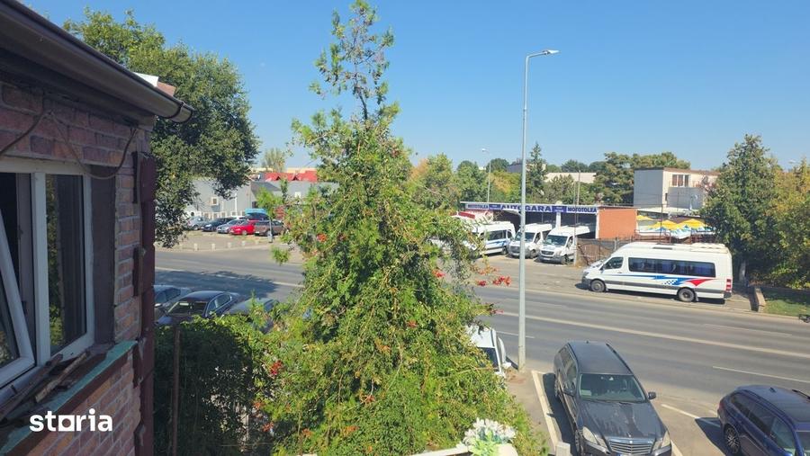 Spațiu comercial, de 170 mp, în Apărătorii Patriei