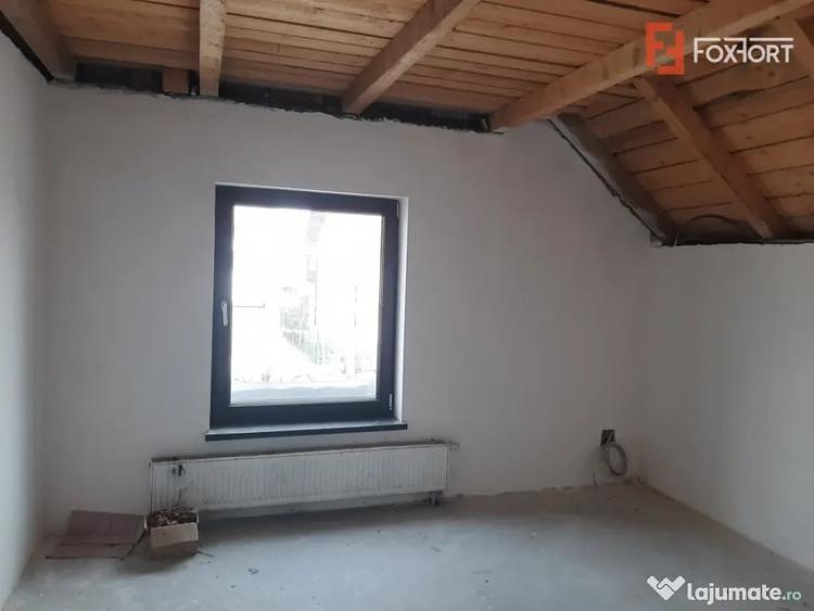 Casă cu 5 camere cu Teren 720 Mp în Ciarda Roșie