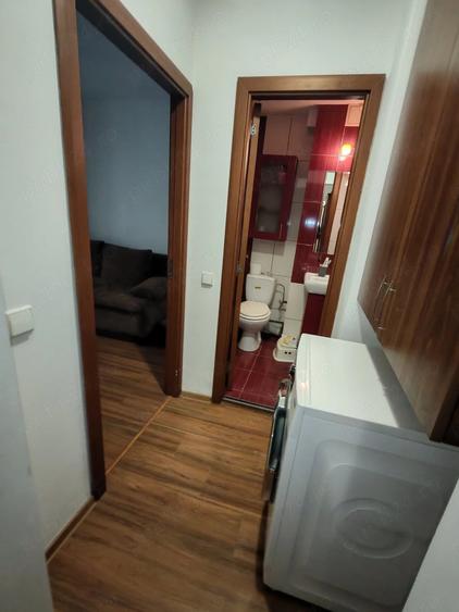 Apartament cu 4 camere decomandat în 1 Mai