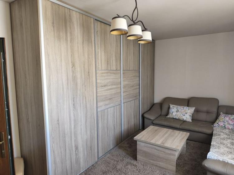 Apartament cu 2 camere decomandat în Gilău